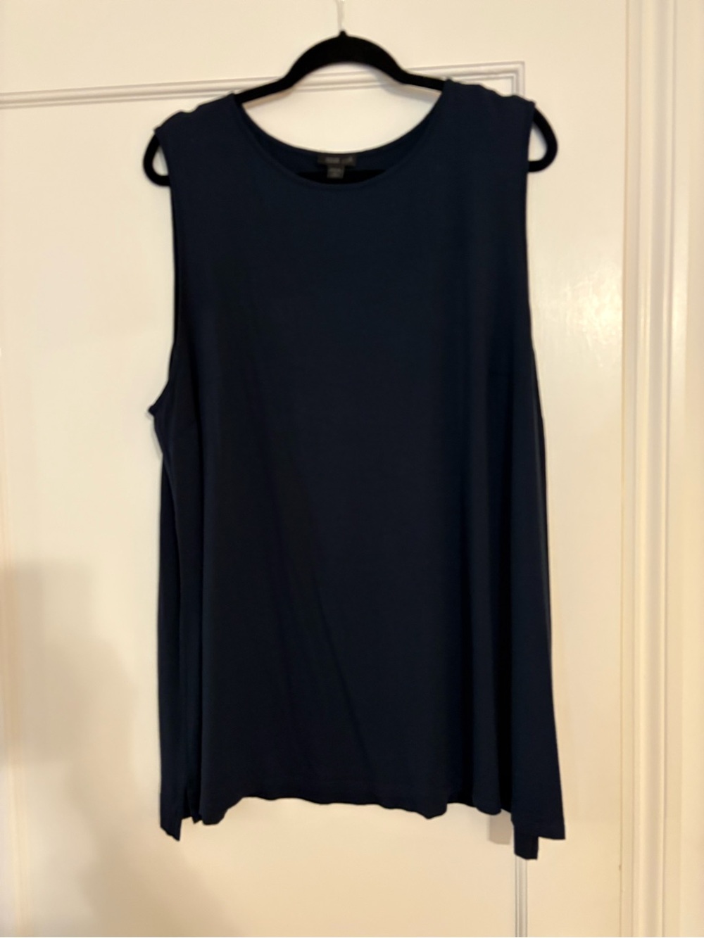 J. Jill Navy Sleeveless Round-Neck Tank